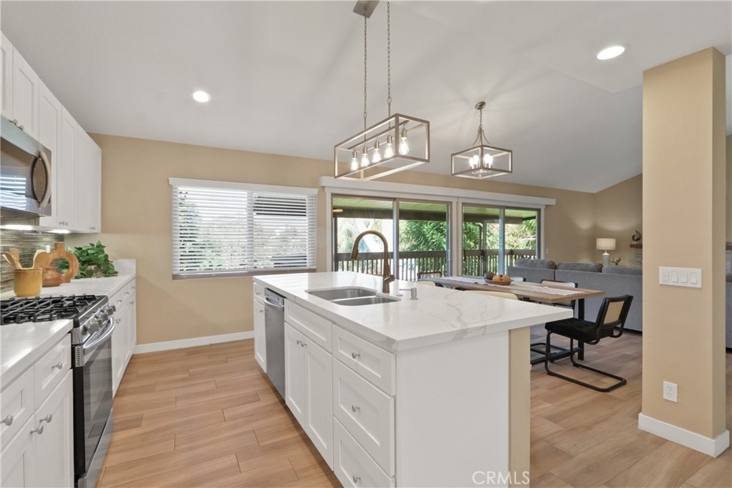 8036 Valle Vista Drive - Photo 8