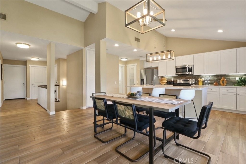 8036 Valle Vista Drive - Photo 3