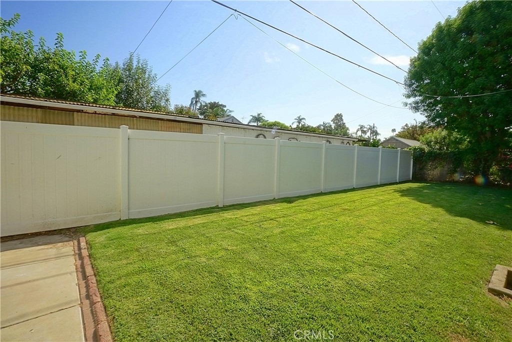 4285 Oakwood Place - Photo 16