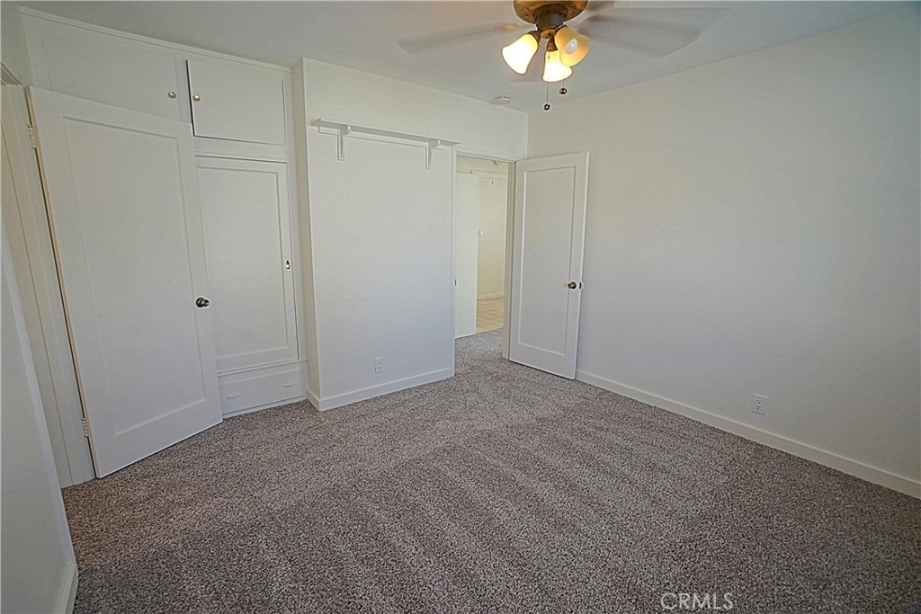 4285 Oakwood Place - Photo 10