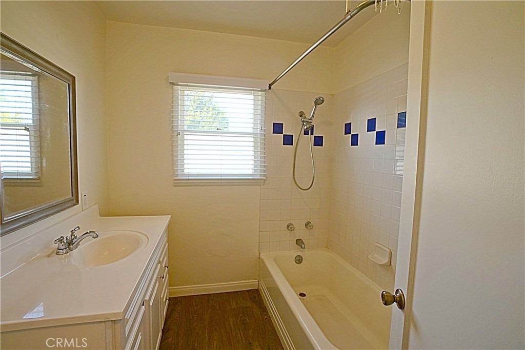 4285 Oakwood Place - Photo 12