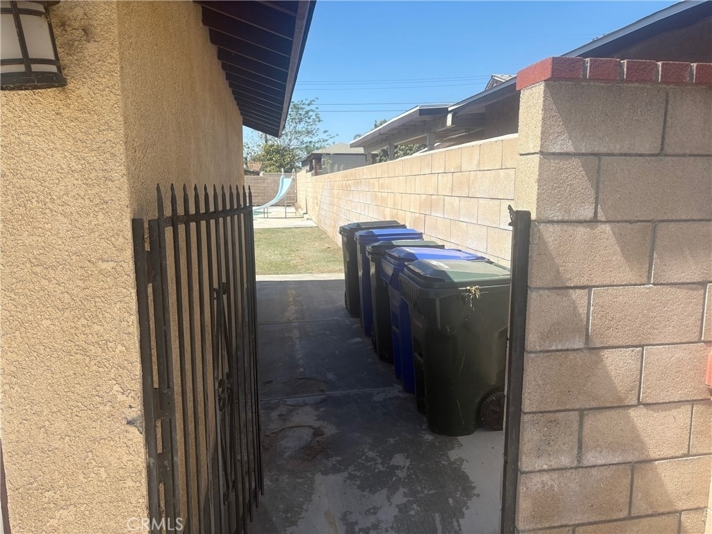 7936 Dumond - Photo 29