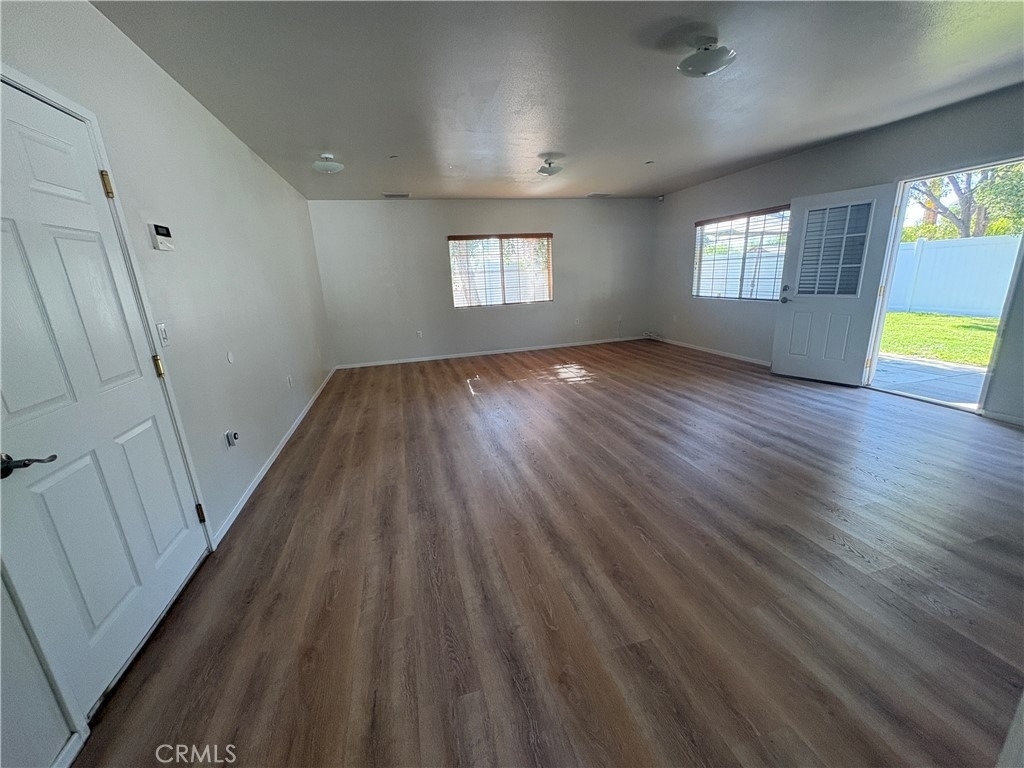 810 Campus - Photo 2