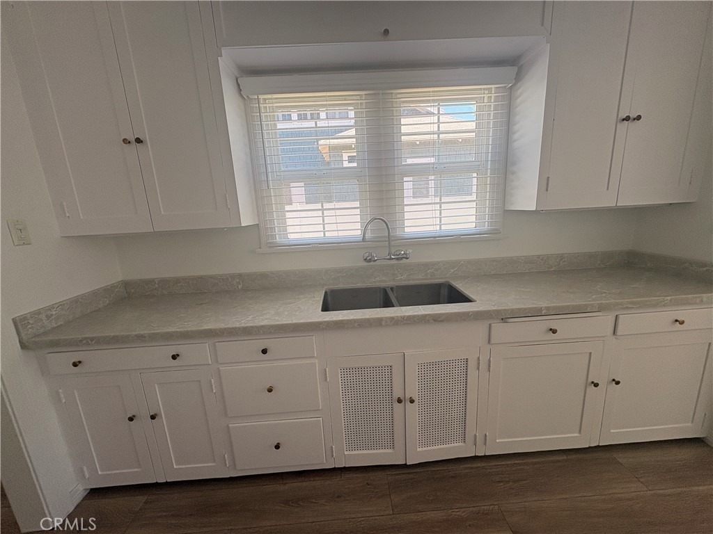 810 Campus - Photo 3