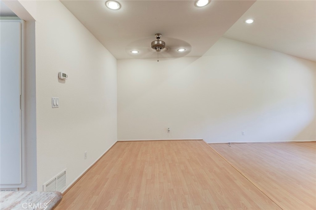 1523 E Windsor - Photo 5