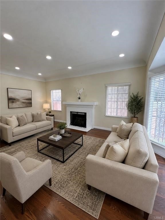 1933 S Corning - Photo 2