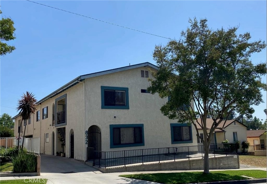 832 Padilla Street - Photo 1