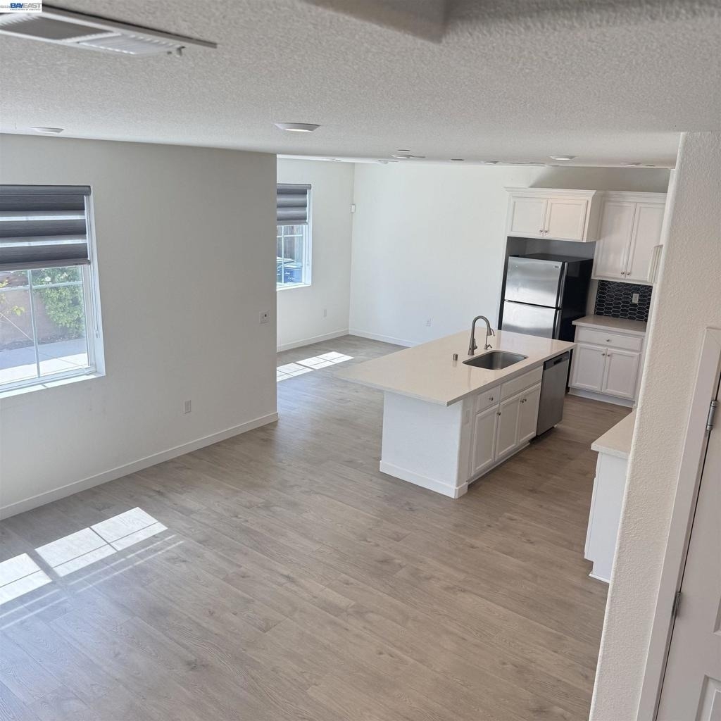 1500 Landing St - Photo 6