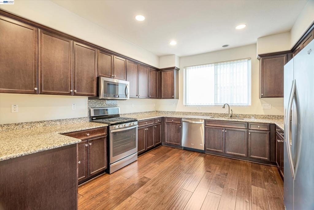 1139 Genco Terrace - Photo 7