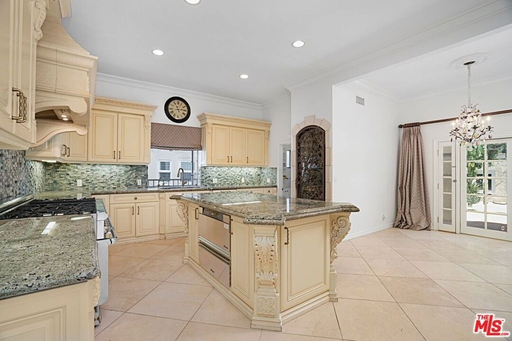 3836 Mound View Avenue - Photo 15