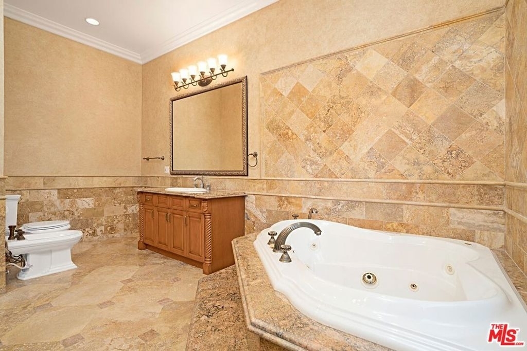 3836 Mound View Avenue - Photo 30