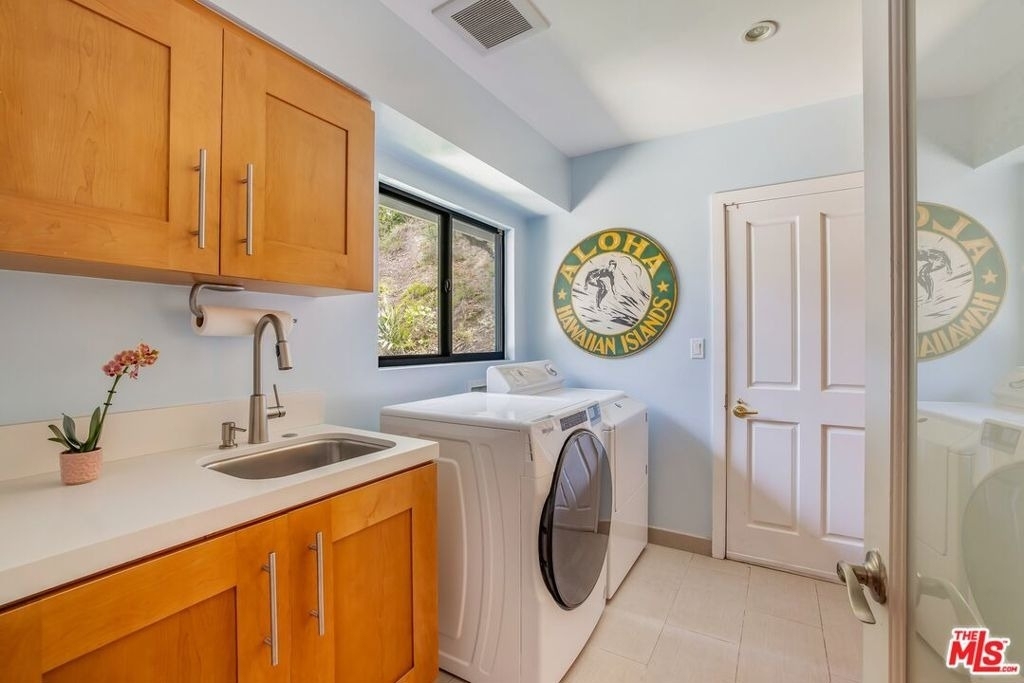 874 N Norman Place - Photo 39