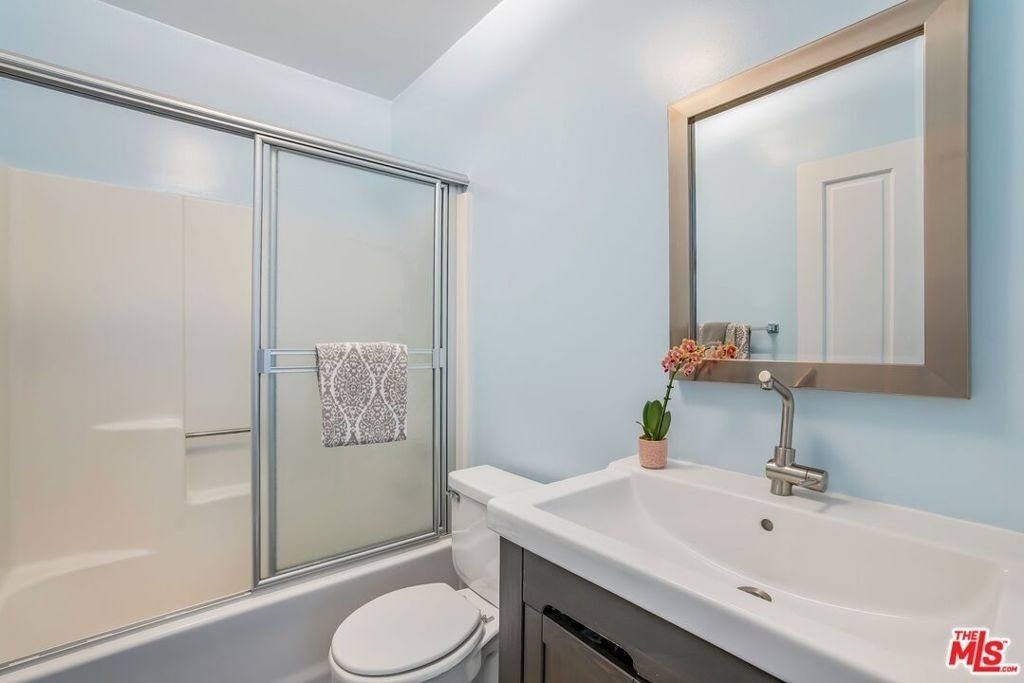874 N Norman Place - Photo 42