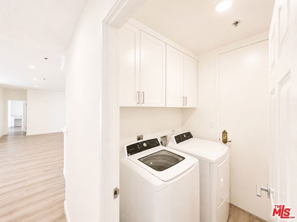 10390 Wilshire Boulevard - Photo 4