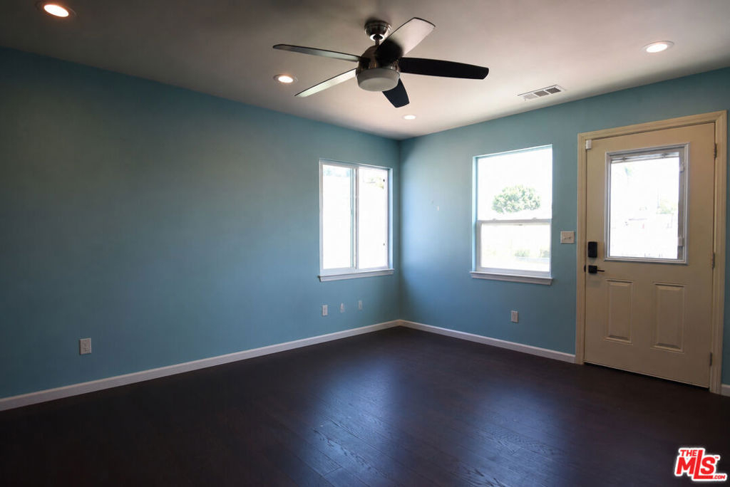9116 S 5th Avenue - Photo 11