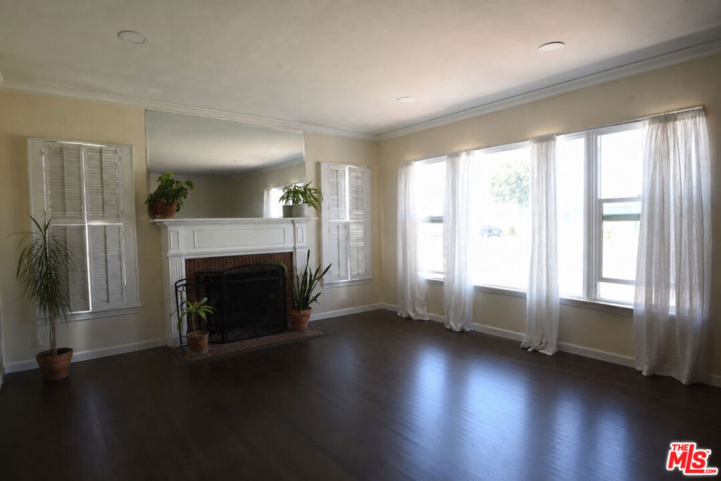 9116 S 5th Avenue - Photo 4