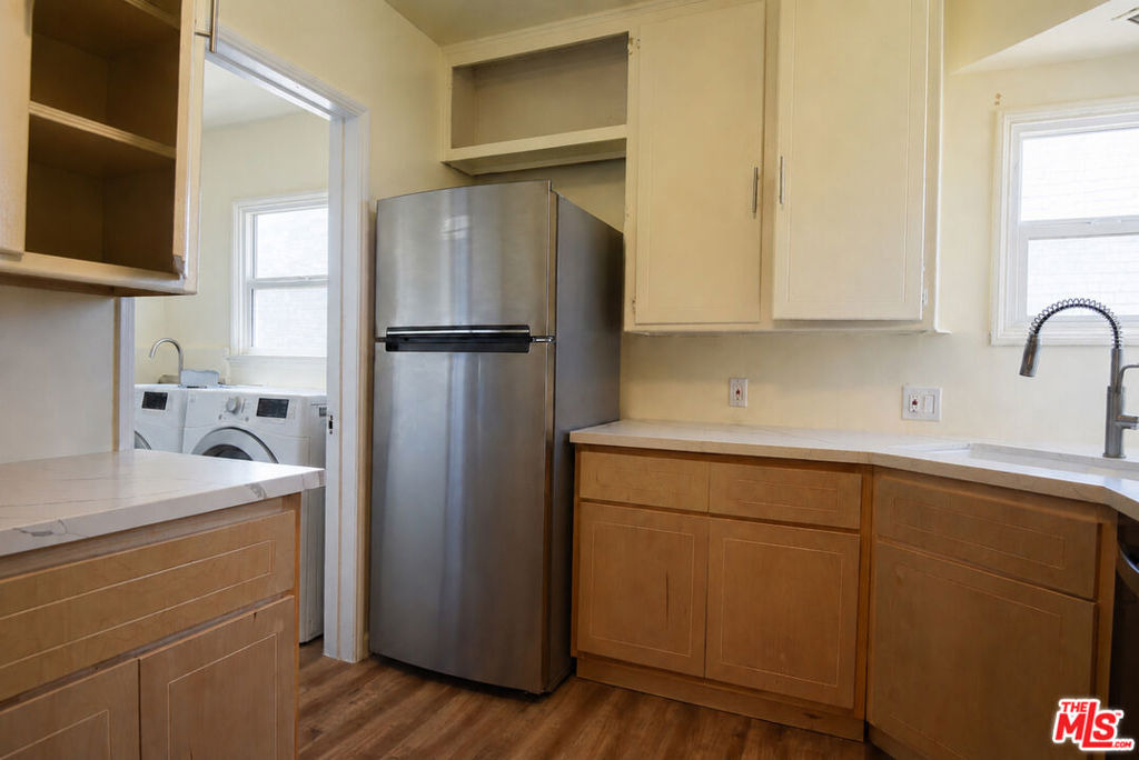 9116 S 5th Avenue - Photo 10