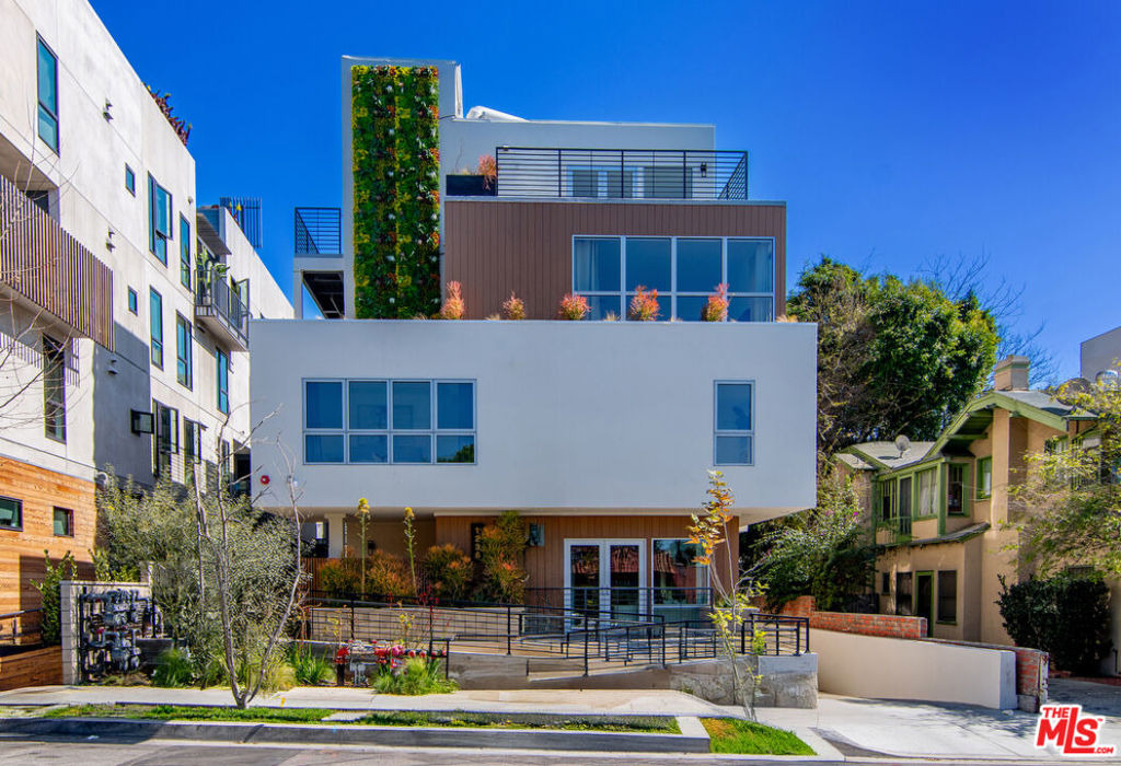 1236 N Fairfax Avenue - Photo 0
