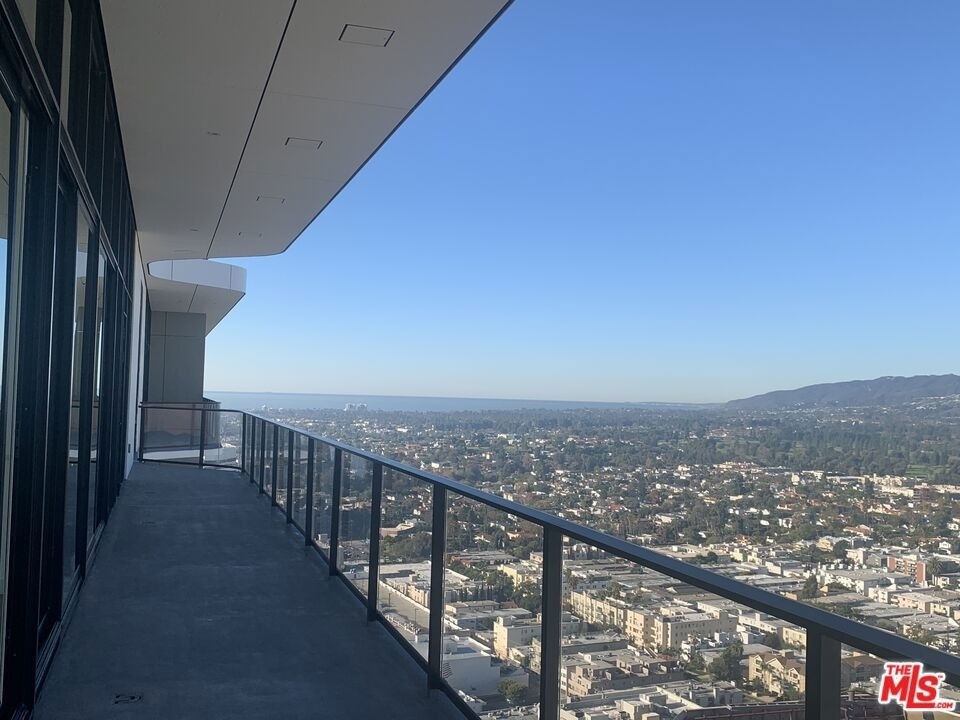 11750 Wilshire Boulevard - Photo 14