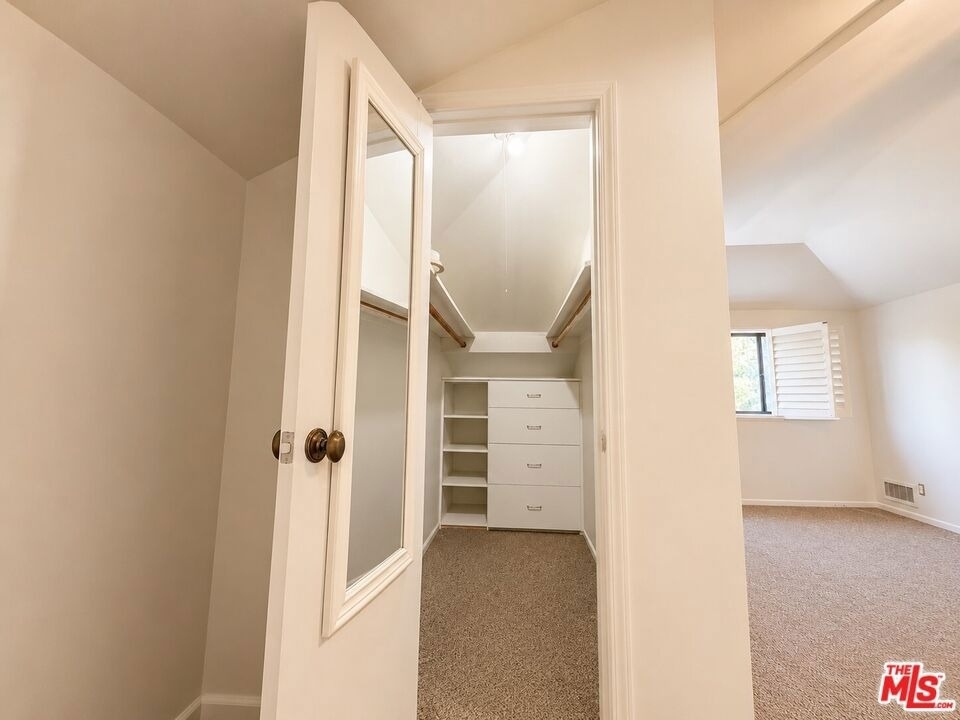 2200 S Canfield Avenue - Photo 7
