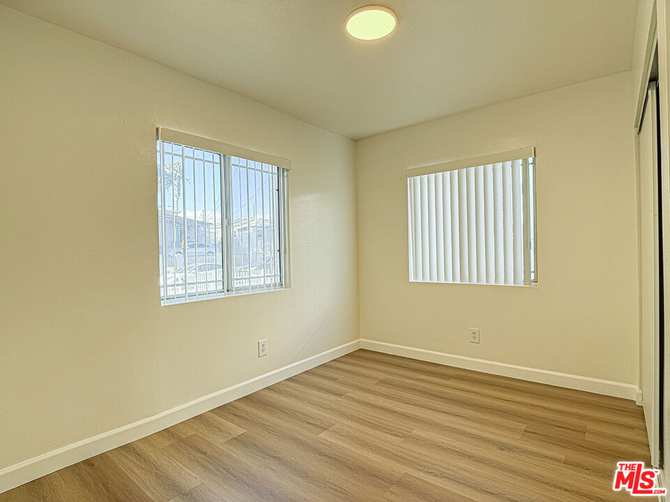 1555 204th Street - Photo 15