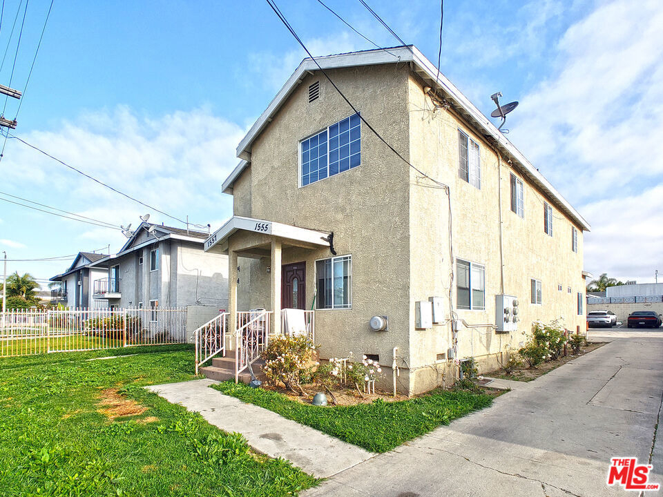 1555 204th Street - Photo 22