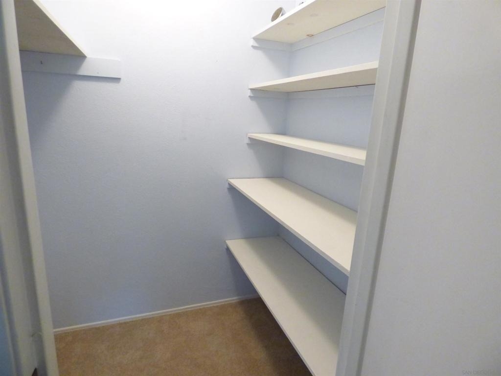 1645 Emerald Street - Photo 7