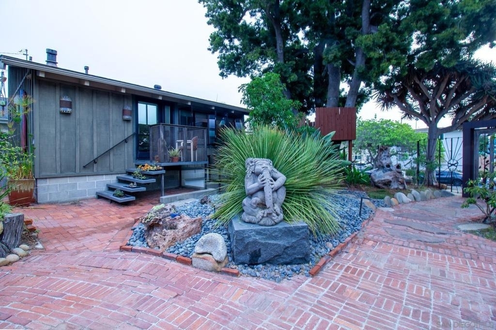 3838 Kendall - Photo 0