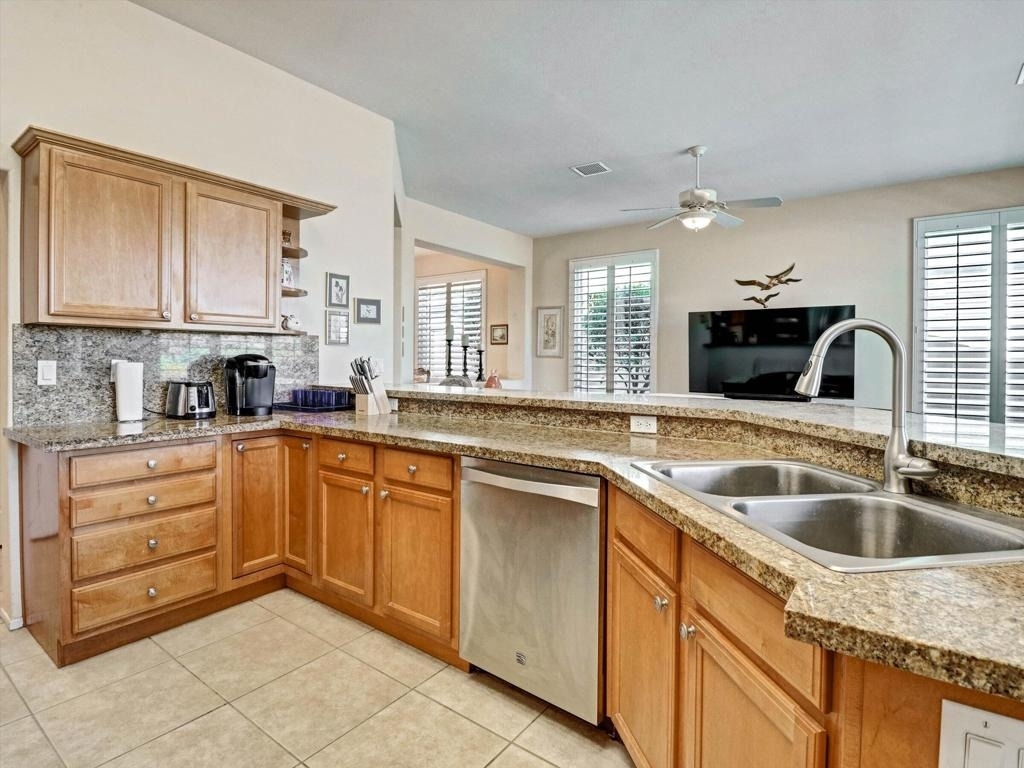 78202 Kensington Avenue - Photo 21