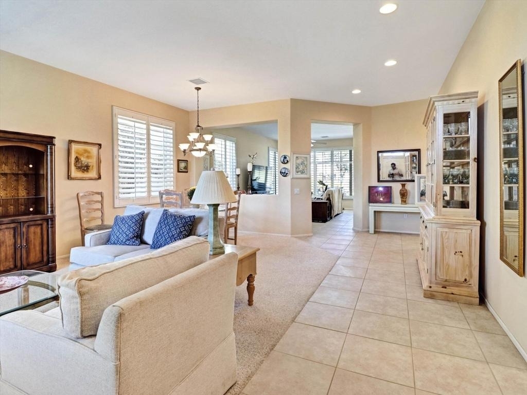 78202 Kensington Avenue - Photo 3