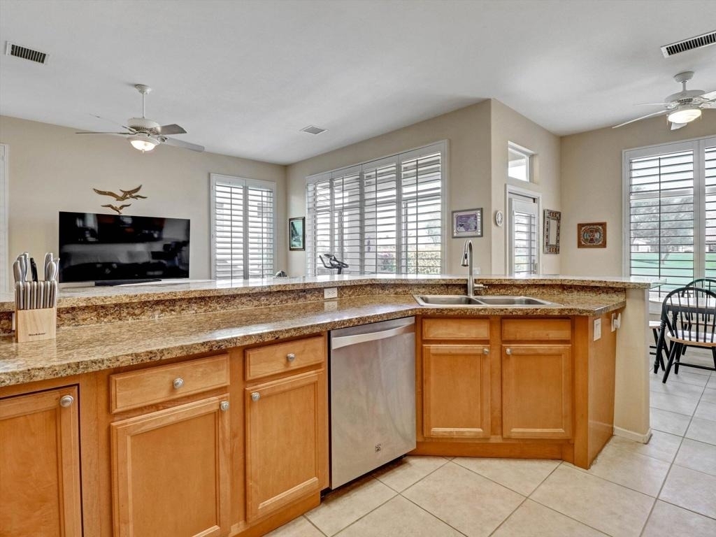 78202 Kensington Avenue - Photo 22