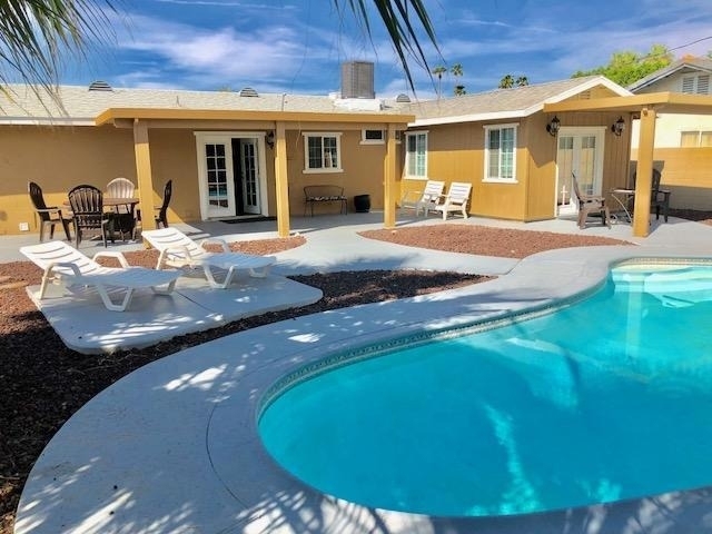 73427 Santa Rosa Way - Photo 0