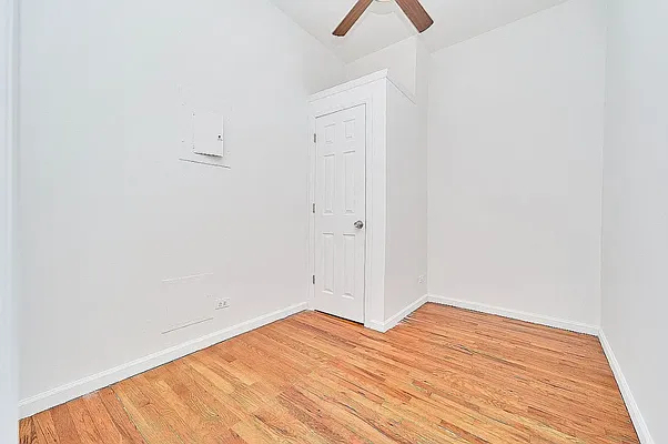 150 Manhattan Avenue - Photo 2