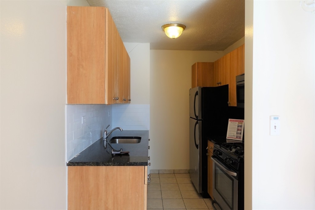 3333 Broadway - Photo 5