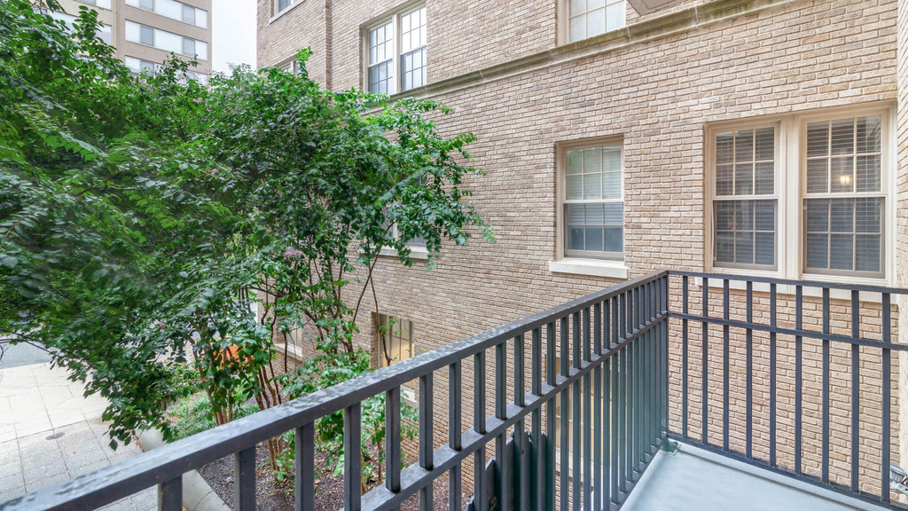 3700 Massachusetts Ave. Nw - Photo 8
