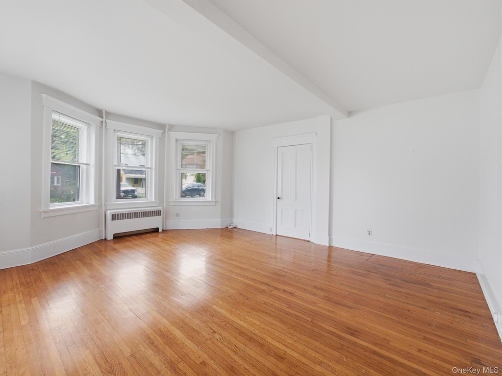 9 Cottage Avenue - Photo 2