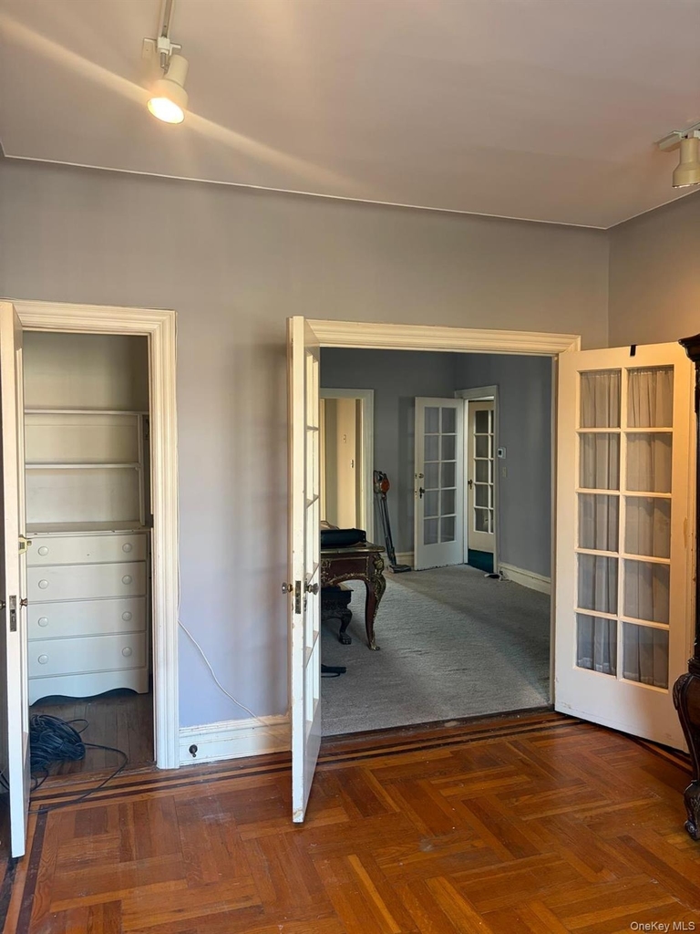 3134 79th Street - Photo 9