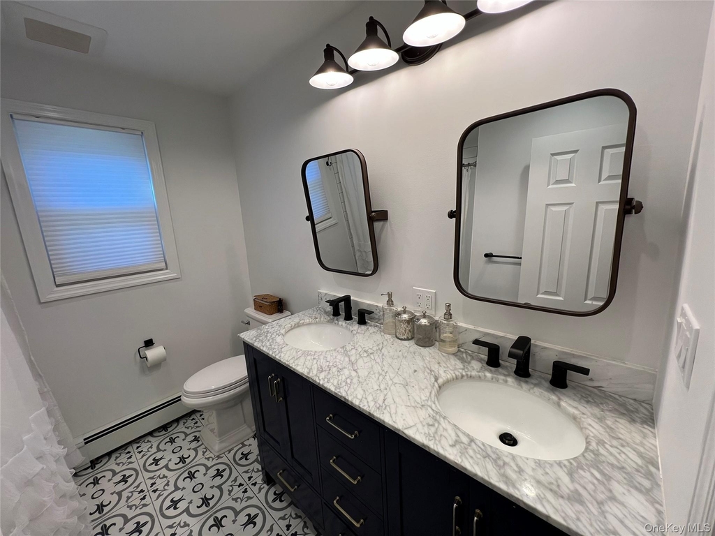 31 Roosevelt Place - Photo 7