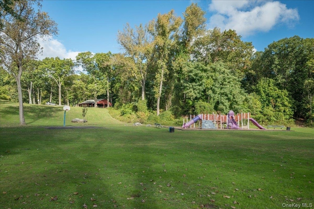 284 Park Avenue - Photo 33