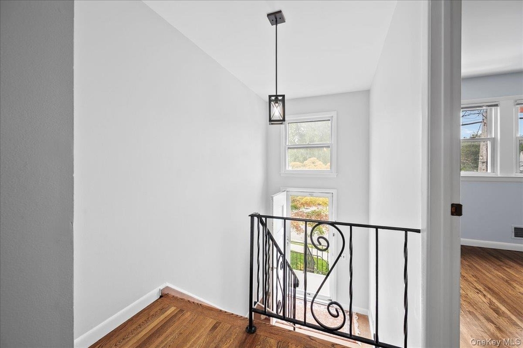 284 Park Avenue - Photo 18