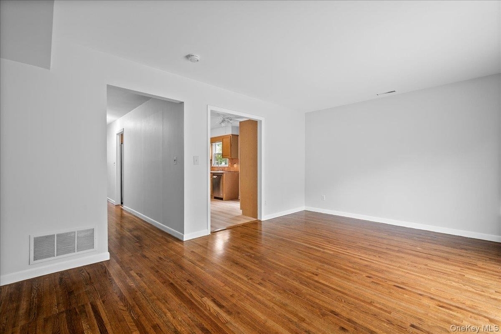 284 Park Avenue - Photo 9