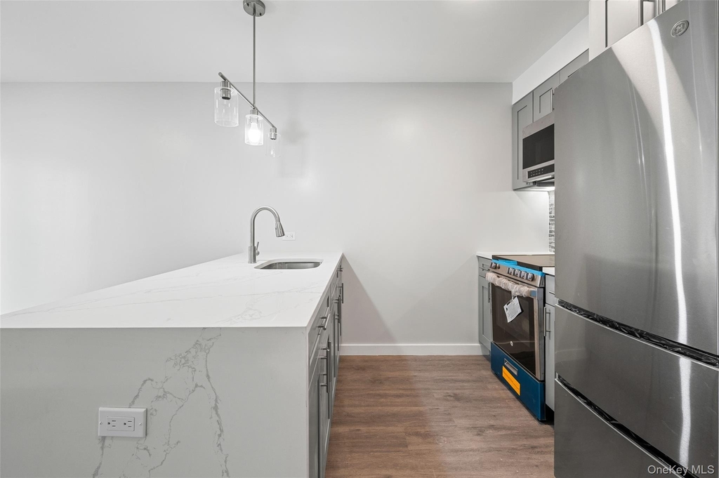 43-34 53rd Street - Photo 3