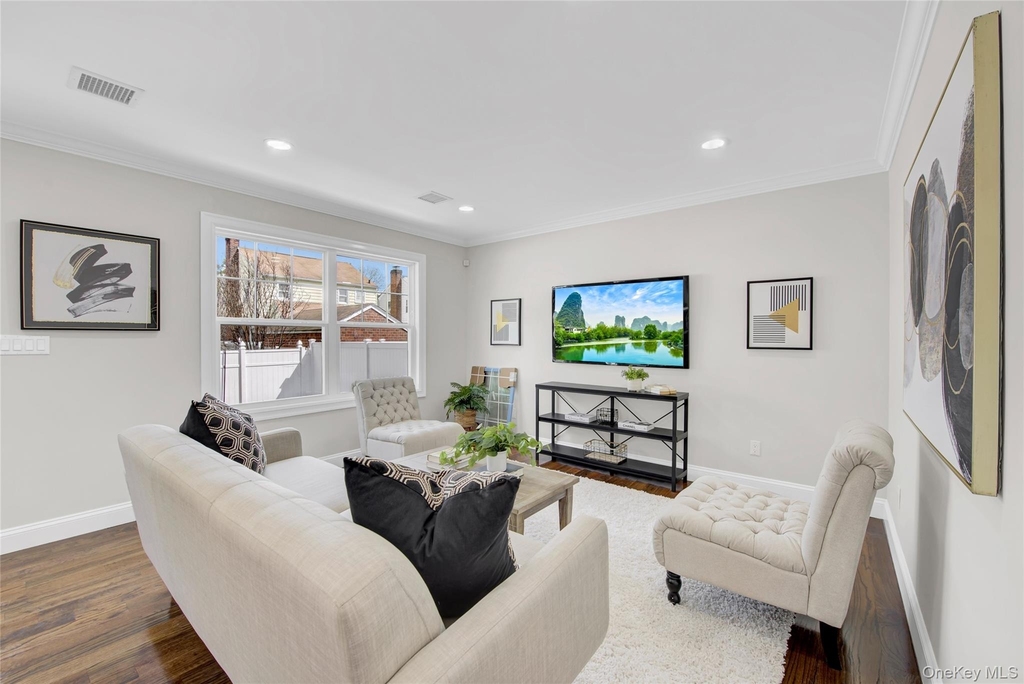 60 W Milton Street - Photo 4
