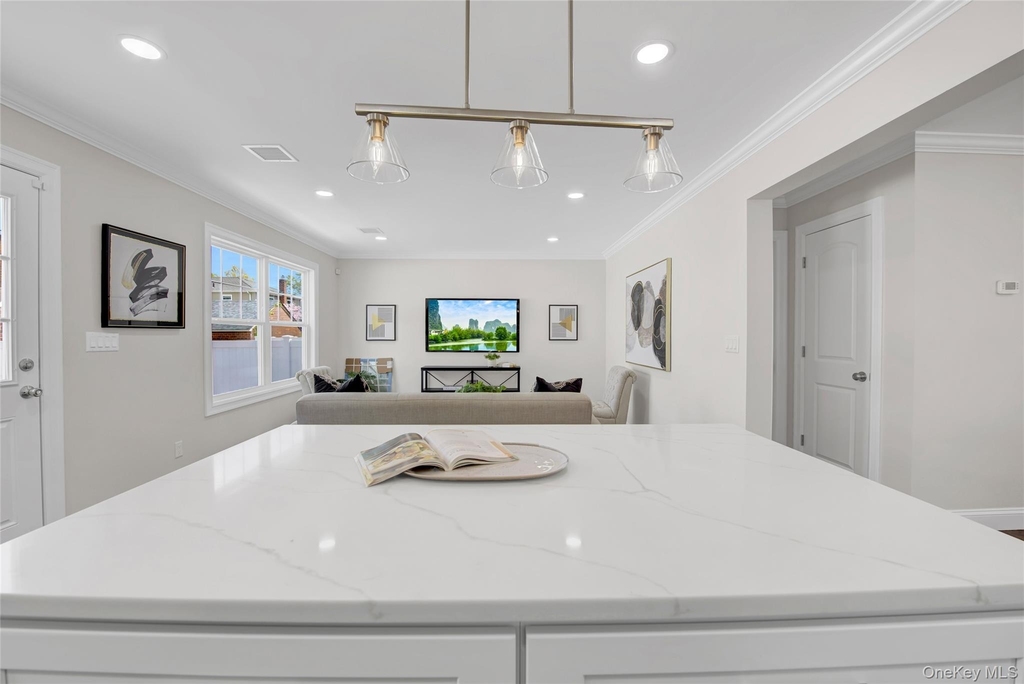 60 W Milton Street - Photo 5