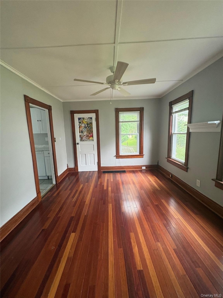 20 Van Buren Street - Photo 2