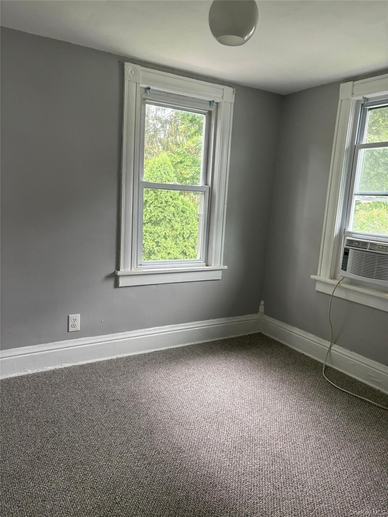 20 Van Buren Street - Photo 3