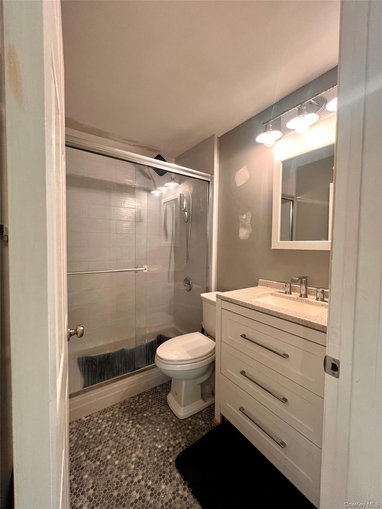 74 Tyler Avenue - Photo 8