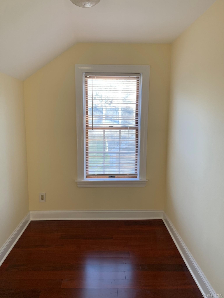 74 Tyler Avenue - Photo 11
