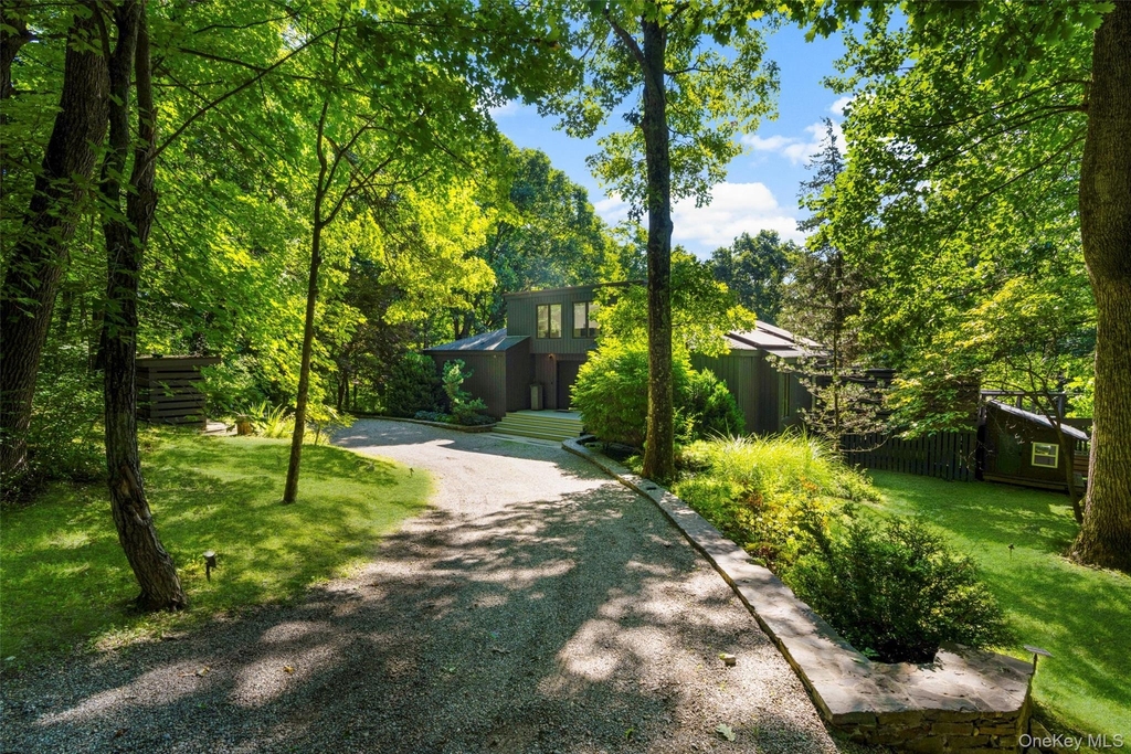 33 Dry Pond Road - Photo 1