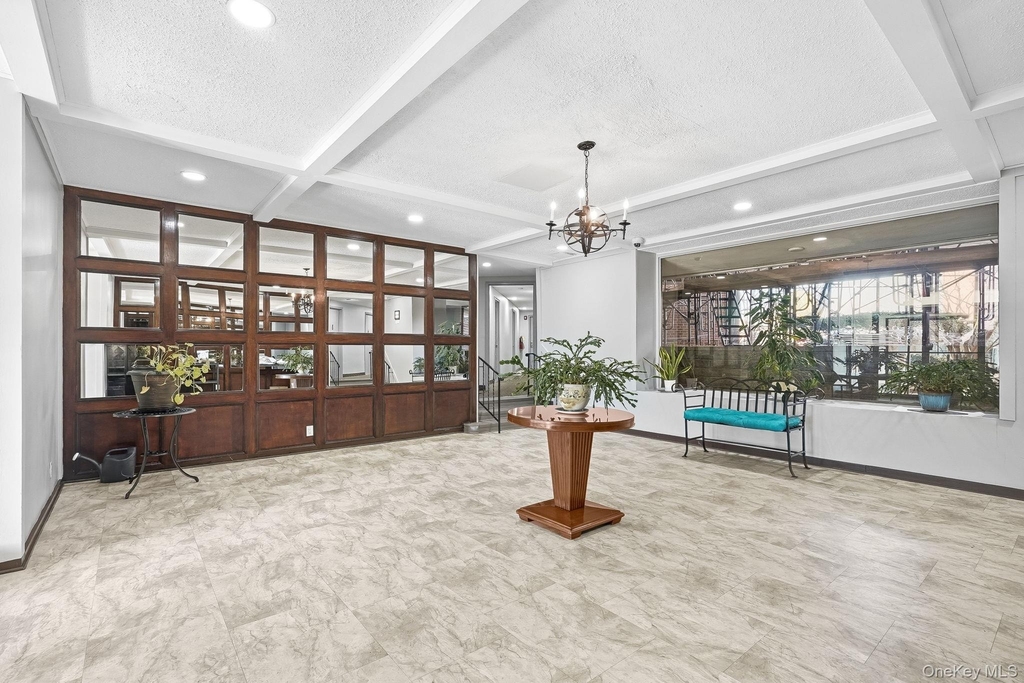 315 King Street - Photo 0